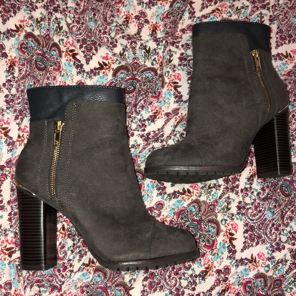 Juicy Couture boots chunky heel